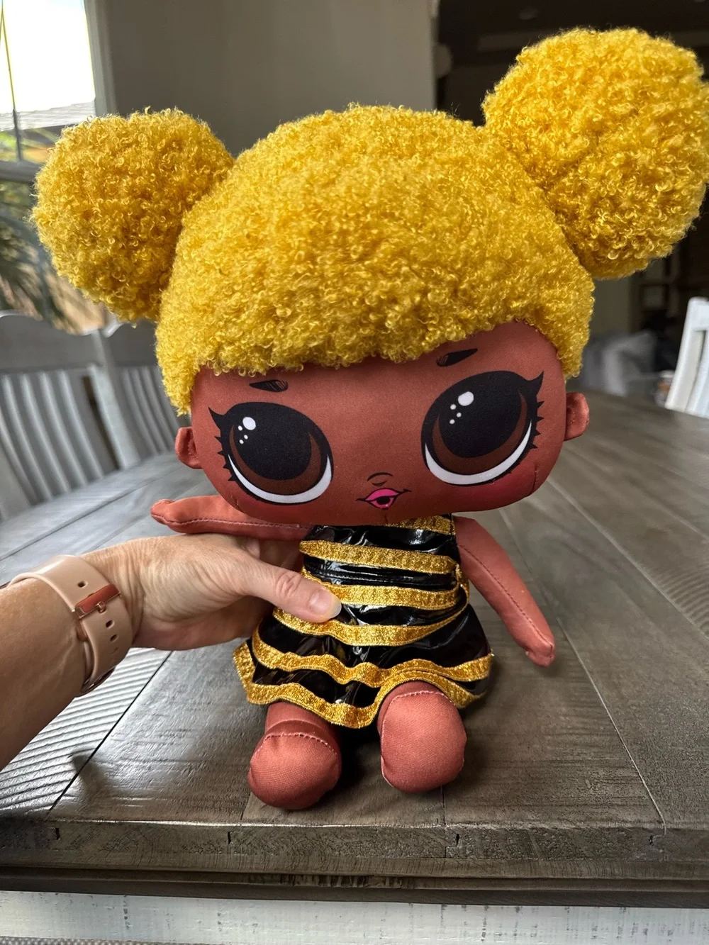 L.O.L. Surprise! Queen Bee â Huggable, Soft Plush Doll